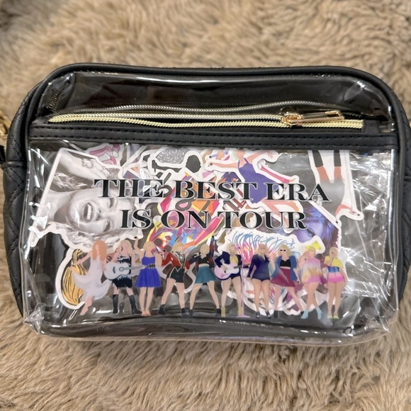 Taylor Swift Eras Tour Fannypack + Bracelets - Picture 3 of 9